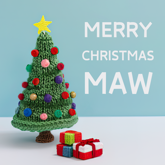 Maw Christmas Card - Knitted Tree